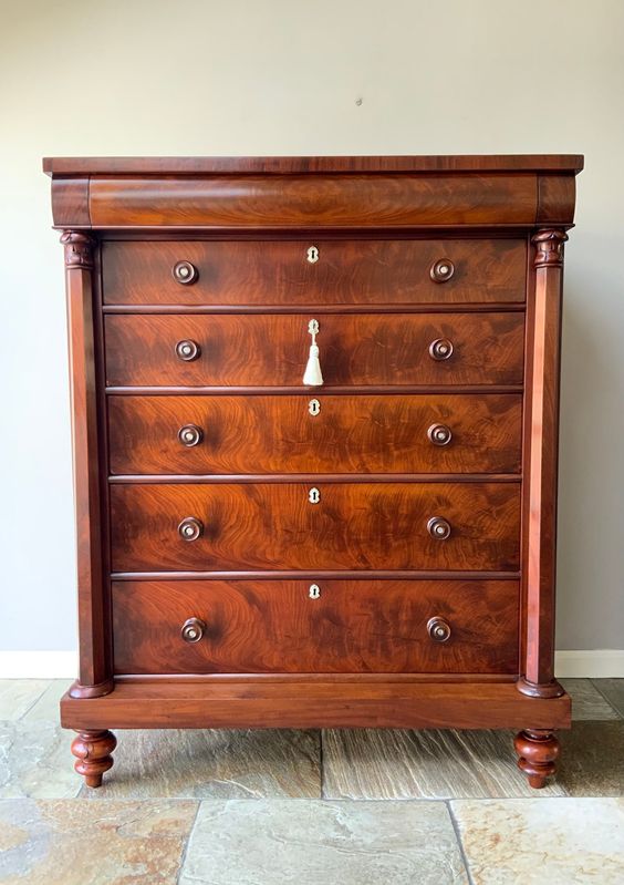 chest-of-drawers