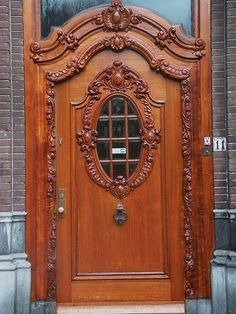 DOOR